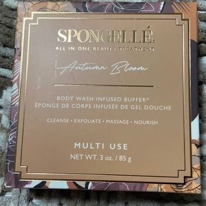 $2 for $22 Spongelle BNIB AUTUMN BLOOM Boxed Flower Buffing Sponge…